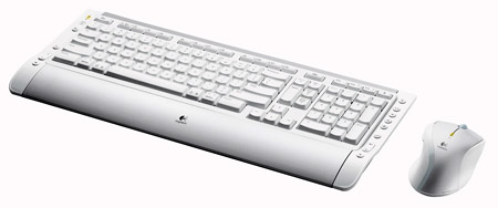 Un kit clavier/souris Logitech S 530 conçu pour les Macs.