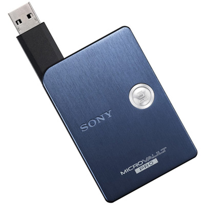 Les Numériques teste mini disque dur Sony USD5G Microvault Pro 5 Go.