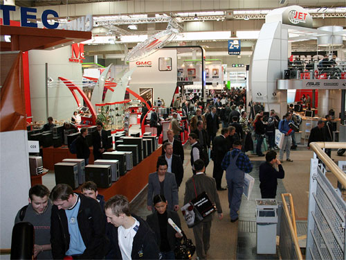  Le CeBit 2007 selon notre confrère MatBe.