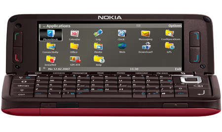 Nokia E90 Communicator, réellement disponible.