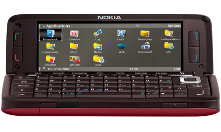 Nokia E90 Communicator, réellement disponible.