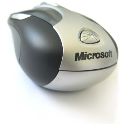 Test : Souris Microsoft Wireless Notebook Presenter Mouse 8000. 
