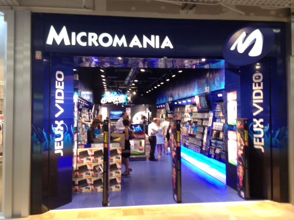 Micromania - Magazin Concept M Zone