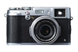 FUJIFILM X100S (X-Premium) 01